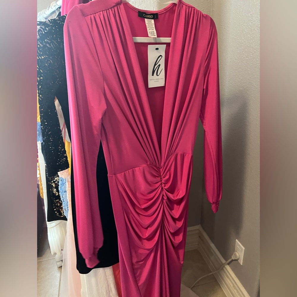 Elegant Pink Gathered Dress by Gianni Bini